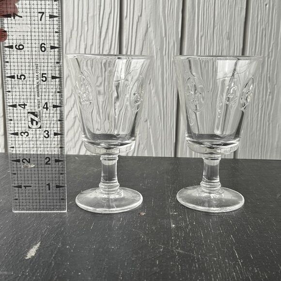 La Rochère Fleur-de-Lis French Wine Glasses Set of 2 - Vintage-Inspired - Picture 7 of 12